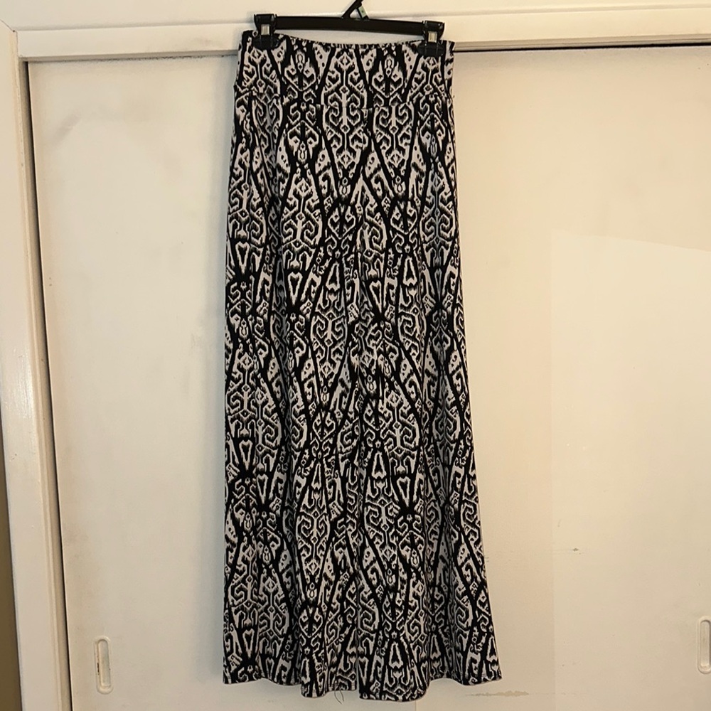 Black and White Patterned Maxi Skirt